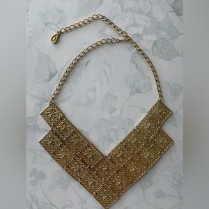 Gold tone necklace